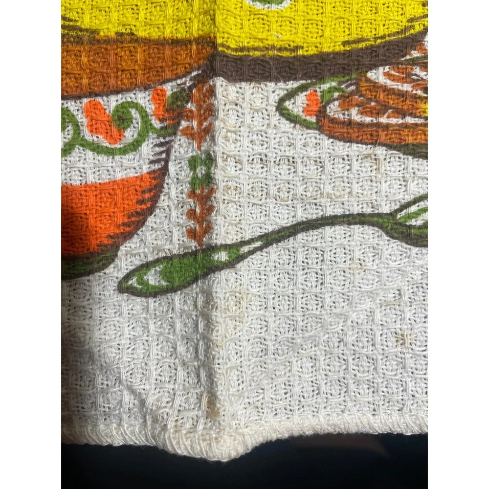 Vintage Leshner Waffle Weave Cotton Kitchen Tea Towel Retro Floral Fruit Orange